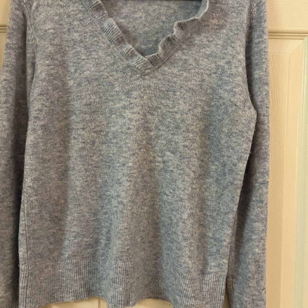 Sundance Catalog Giselle V/ruffle neck sweater. Light blue. VERY GUC. Size Large - Picture 3 of 8